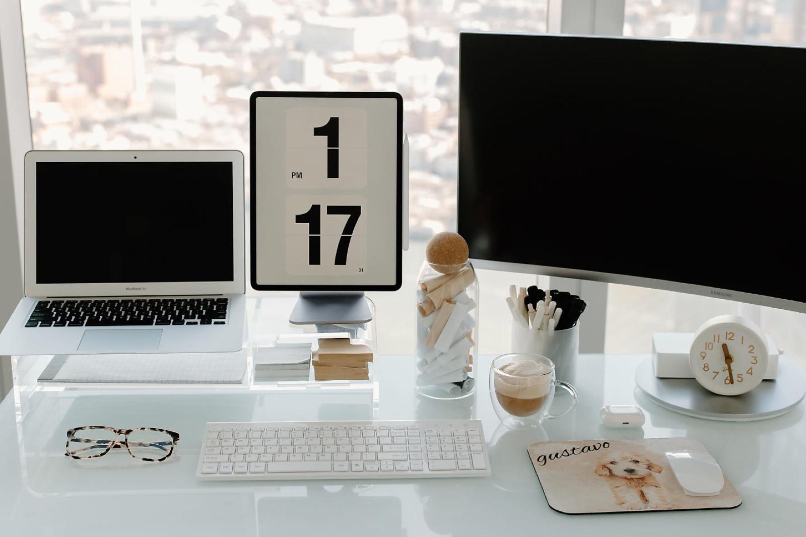 Negotiate Brand Deals Like A Pro Bundle hub cover